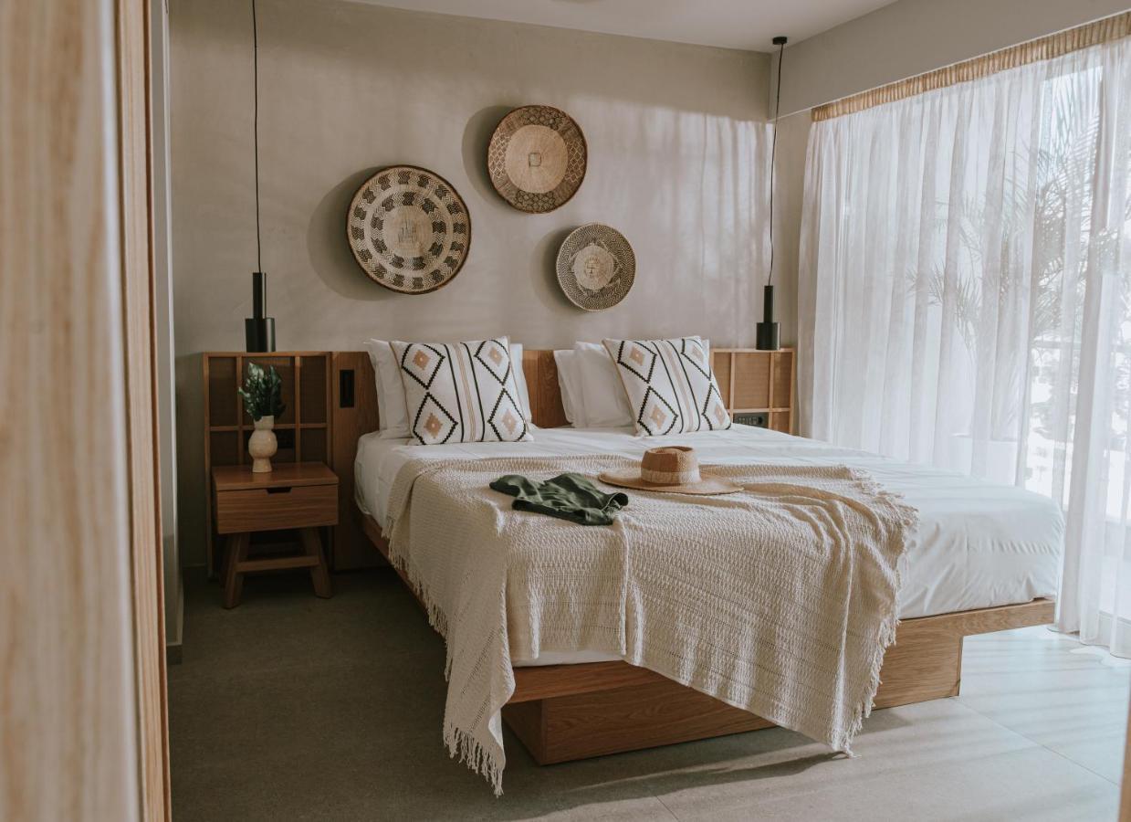 Unique Blue! Resort And Villas Adults Only Картерос Екстериор снимка