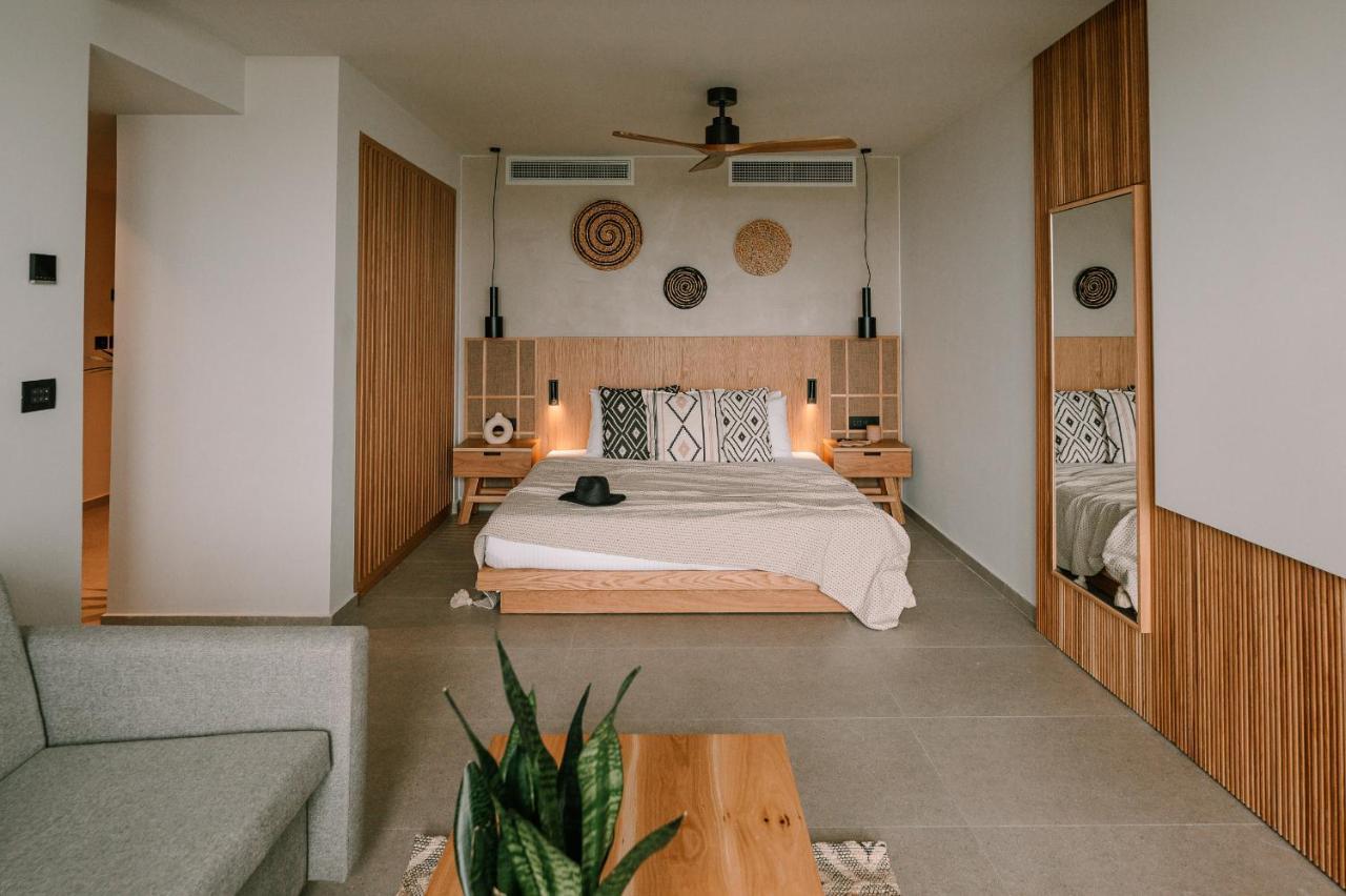 Unique Blue! Resort And Villas Adults Only Картерос Екстериор снимка