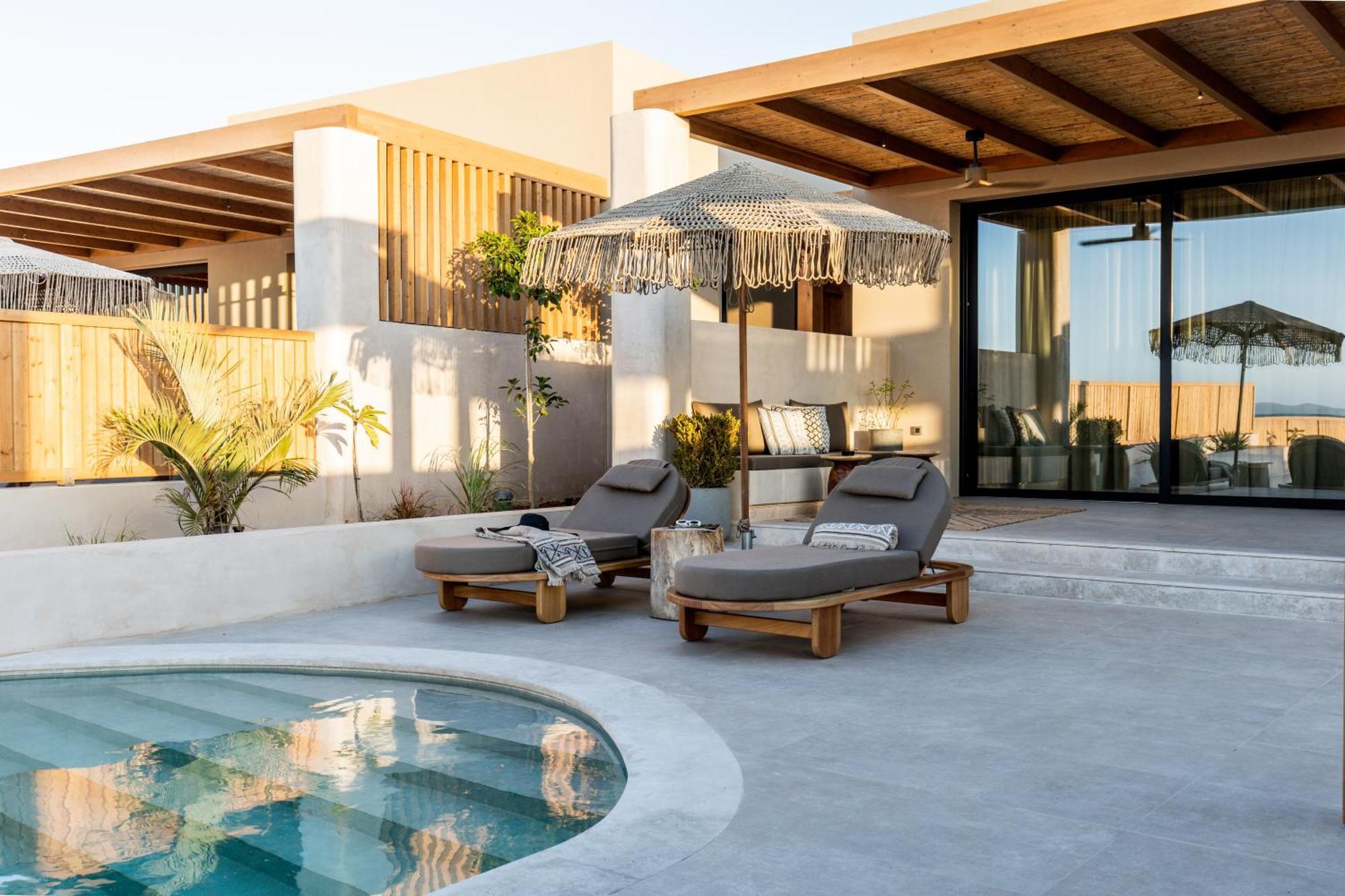 Unique Blue! Resort And Villas Adults Only Картерос Екстериор снимка